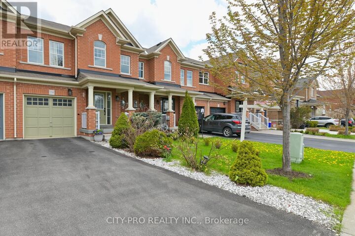 Property Photo:  230 Duncan Lane  ON L9T 8B6 