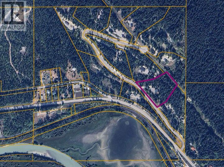 Property Photo: 4905 Castledale View Estates Road Road BC V0A 1L0