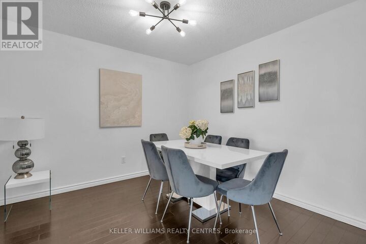 Property Photo:  7811 Yonge Street 407  ON L3T 4S3 