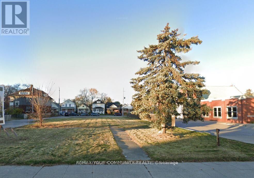 Property Photo:  1567 Ouellette Avenue  ON N8X 1K5 
