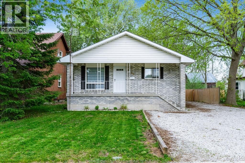 Property Photo:  60 Canal Street East  ON N0P 2L0 