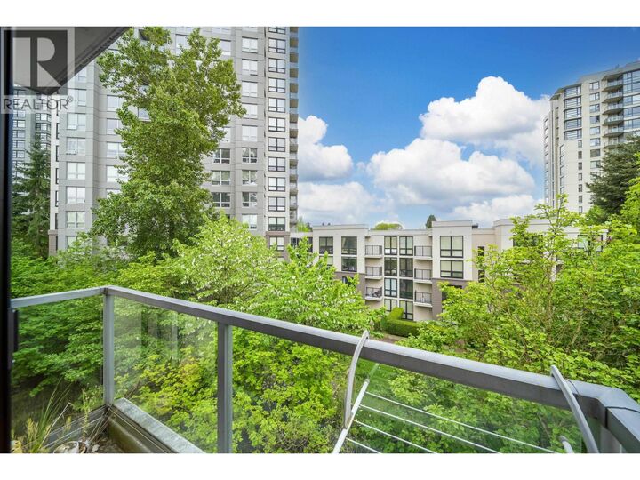 Property Photo:  3638 Vanness Avenue 403  BC V5R 6H6 