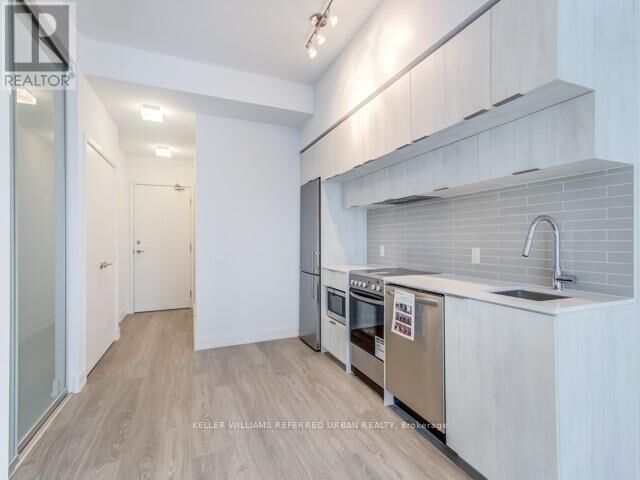 Property Photo:  181 Dundas Street East 3601  ON M5A 0N5 