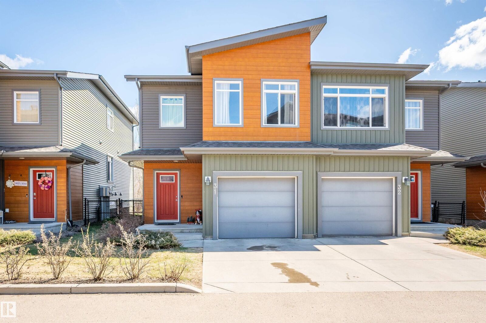 Property Photo:  7503 Getty Gate Gate NW 31  AB T5T 4S8 