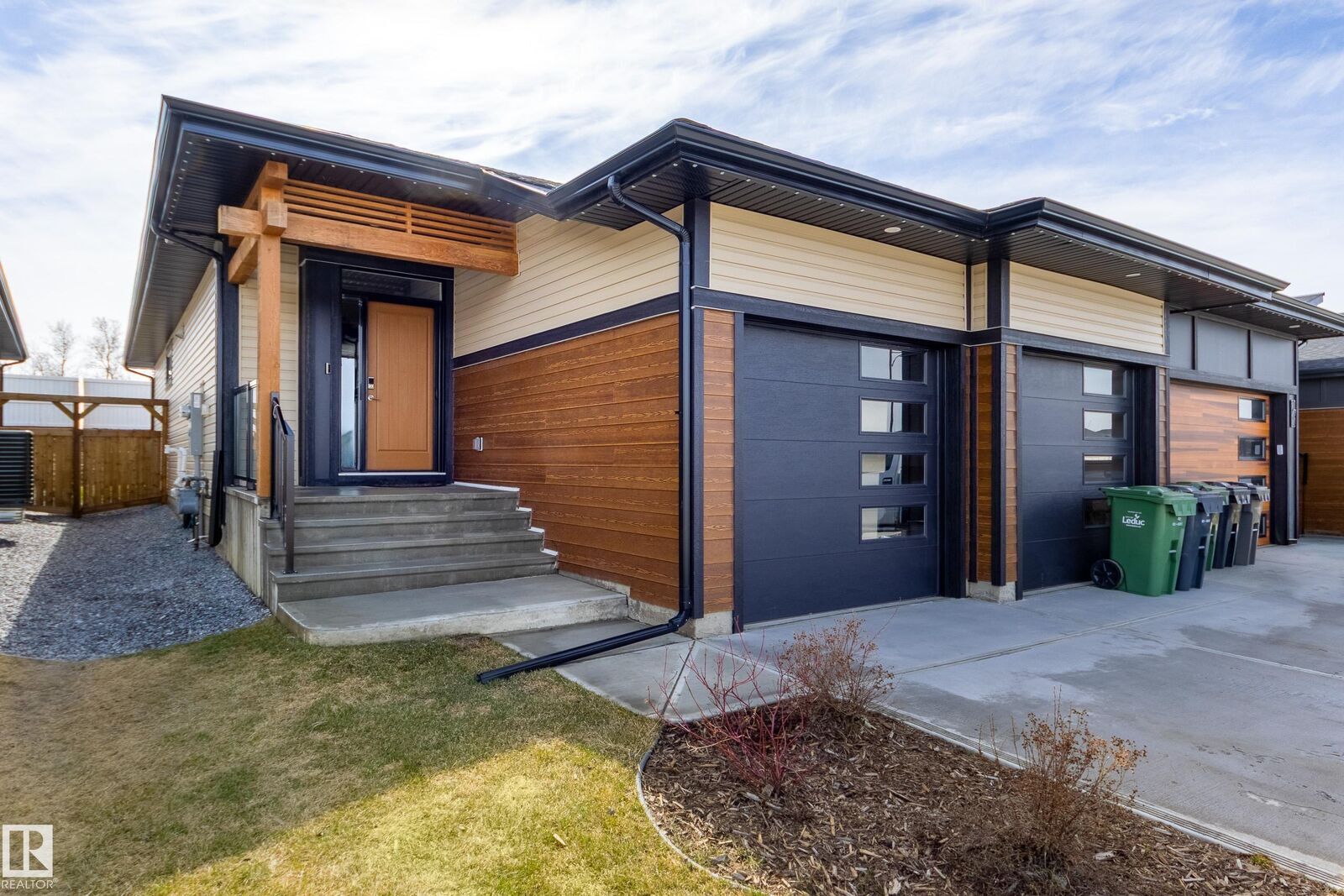 Property Photo:  169 Stonehouse Way  AB T9E 1R2 