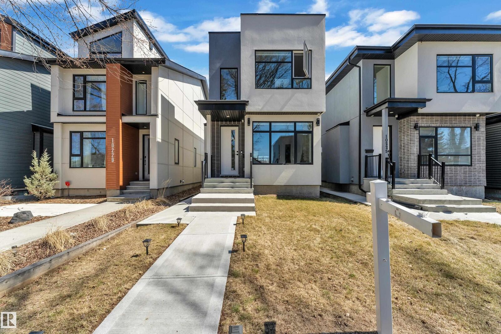 Property Photo:  10227 146 Street NW  AB T5N 3A1 