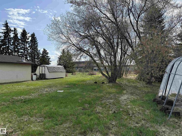 Property Photo:  4818 52 Street  AB T0C 2P0 