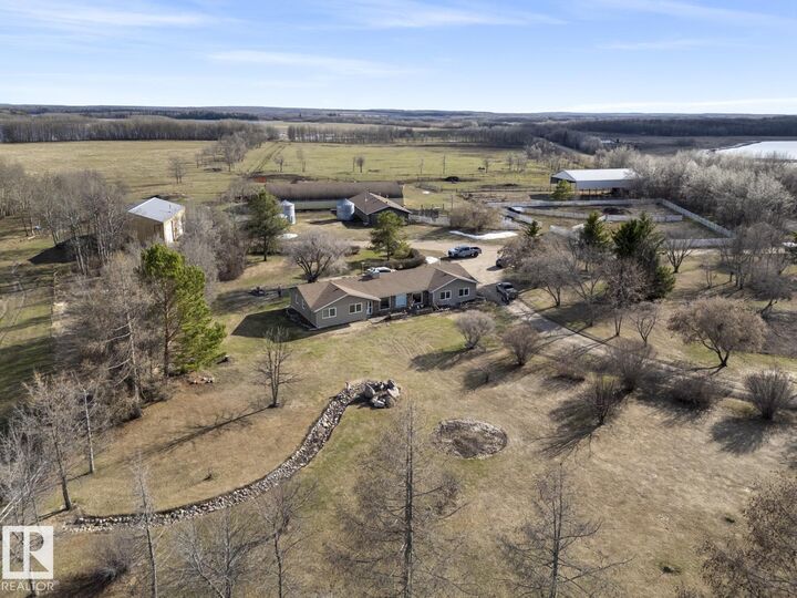 Property Photo:  42119 Twp Rd 612  AB T0A 0T0 