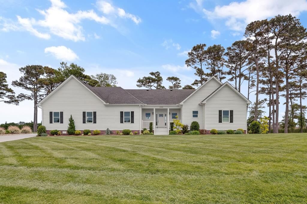 Property Photo:  20458 Crippen View  VA 23421 