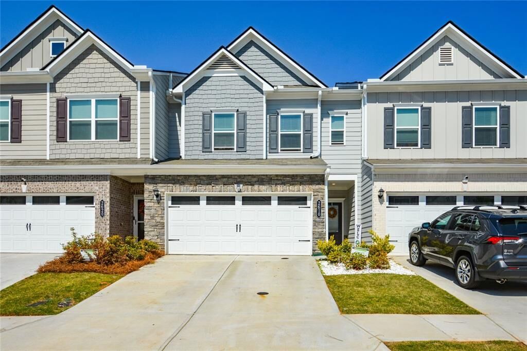 Property Photo:  2610 Ravencliff Road  GA 30168 