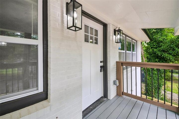 Property Photo:  354 Brooks Avenue SW  GA 30310 