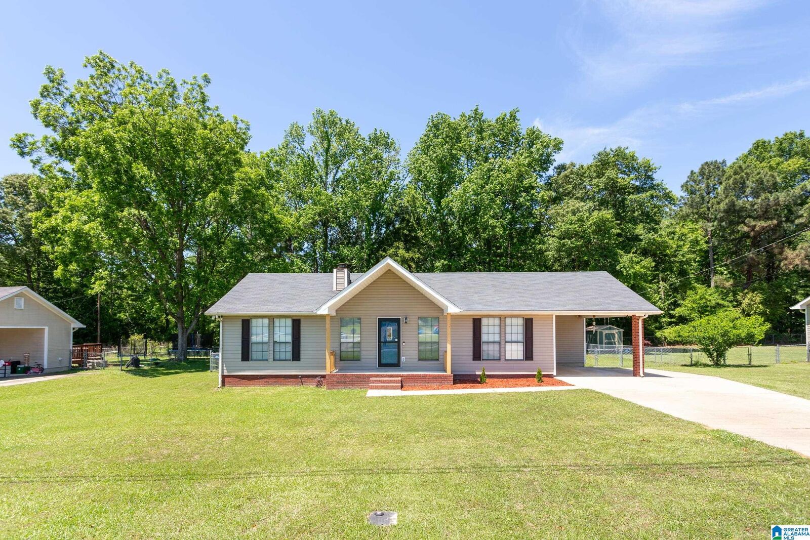 Property Photo:  189 Eastbrook Drive  AL 36203 