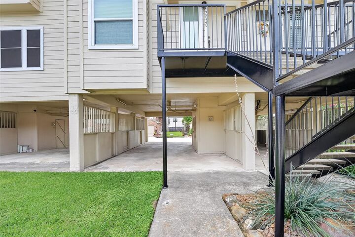 Property Photo:  2020 Harbour Drive  TX 77586 