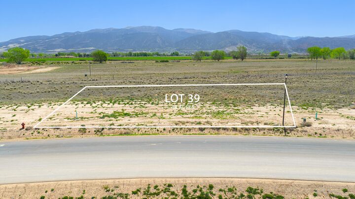 Property Photo: 2552 N Chelsey Parkway UT 84721