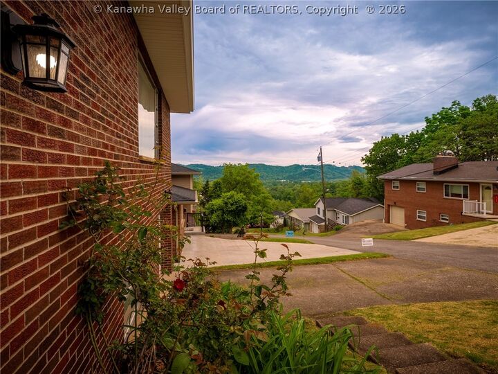 Property Photo:  935 S Walnut Street  WV 25177 