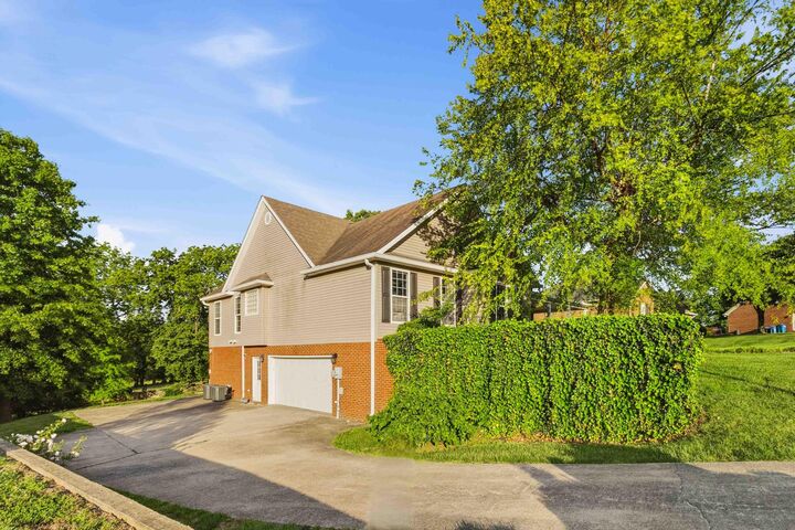 Property Photo: 114 Ridgeview Road KY 40422