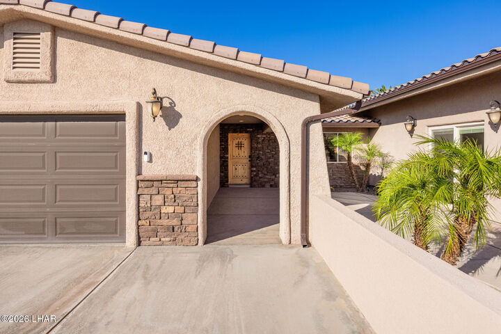 Property Photo:  857 Manor Dr  AZ 86403 