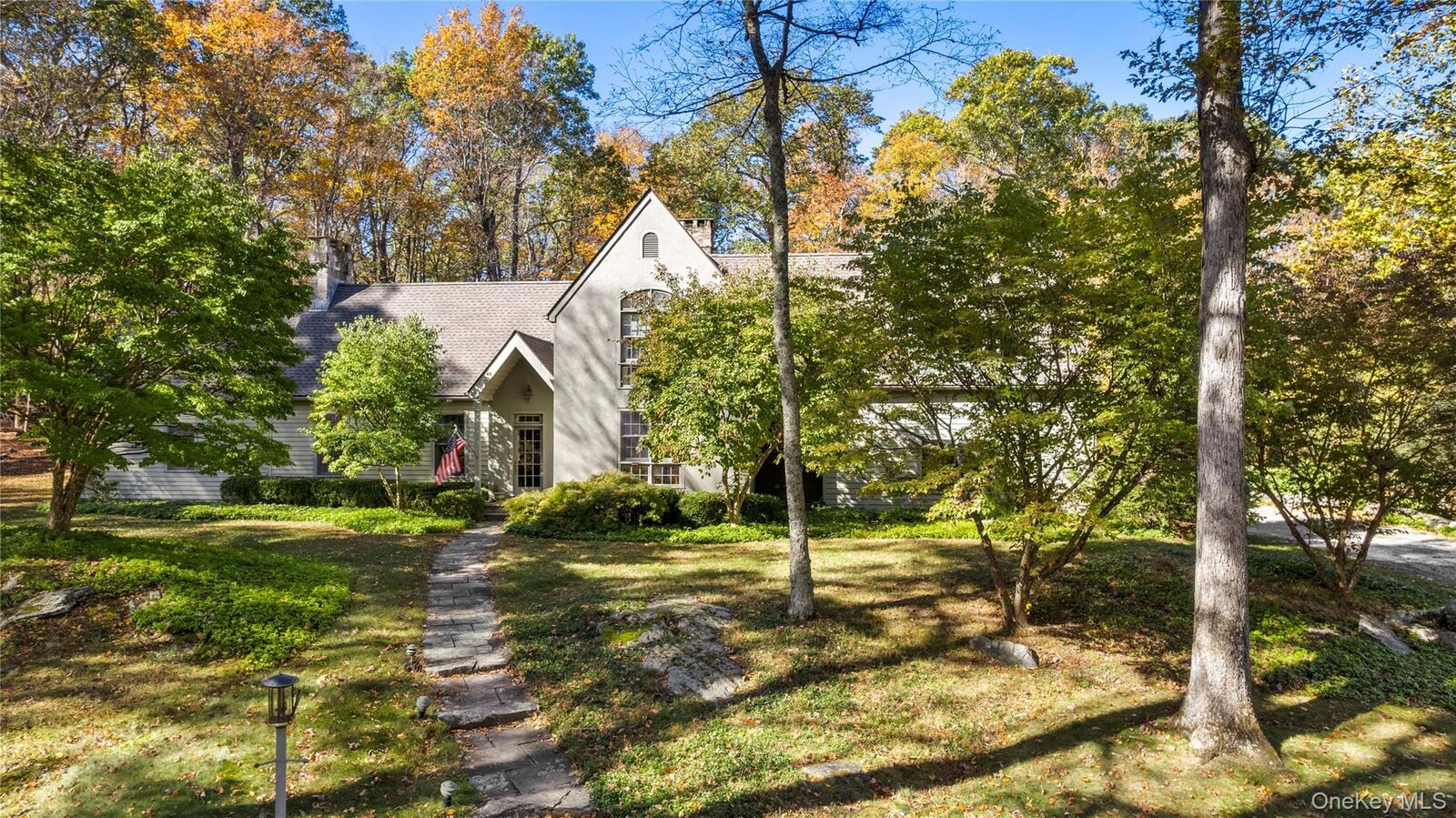 Property Photo:  158 Mead Street  NY 10597 