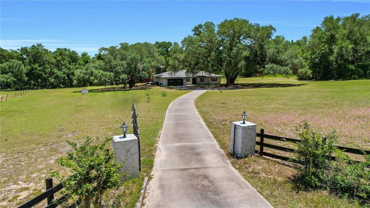 Property Photo:  17373 SE 130th Avenue  FL 32195 