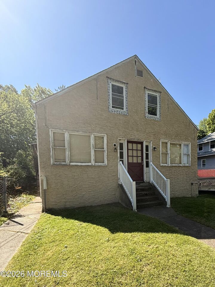 Property Photo:  104 Union Avenue  NJ 08084 