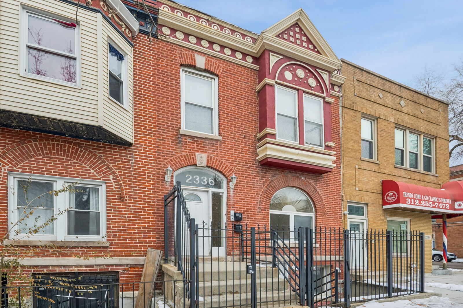 Property Photo:  2336 W Taylor Street  IL 60612 