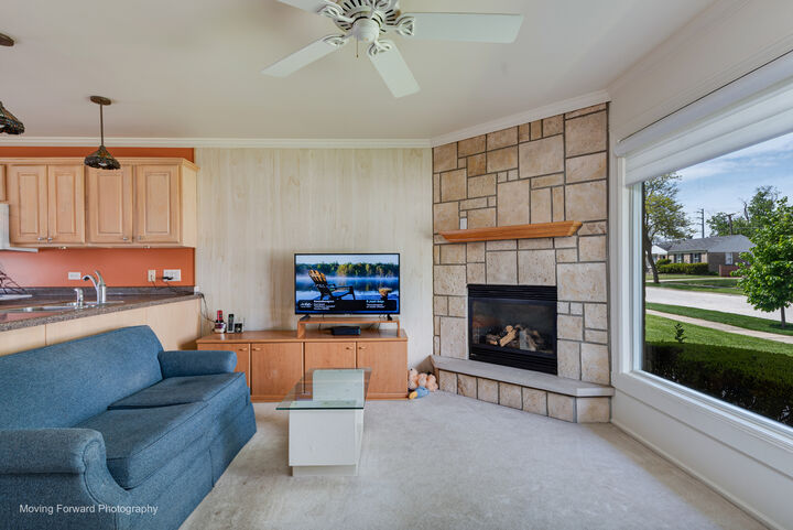Property Photo:  1425 Atwood Avenue  IL 60163 
