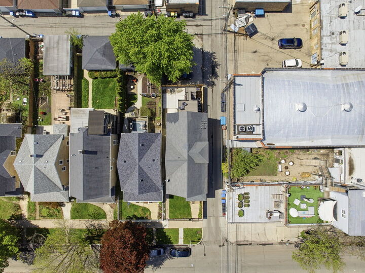 Property Photo:  2342 N Lawndale Avenue  IL 60647 