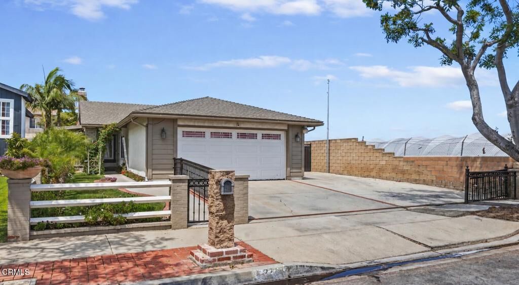 Property Photo:  2221 Gershwin Place  CA 93033 
