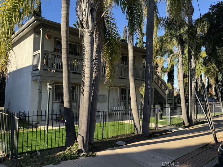 Property Photo:  2525 Jefferson Street  CA 92110 
