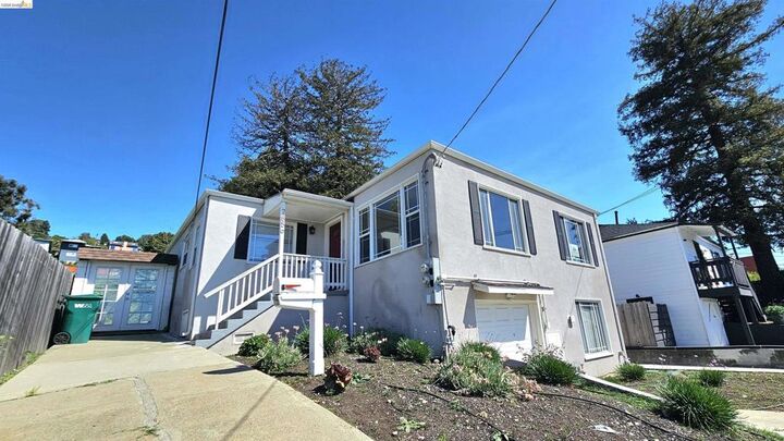 Property Photo:  7856 Ney Ave  CA 94605 