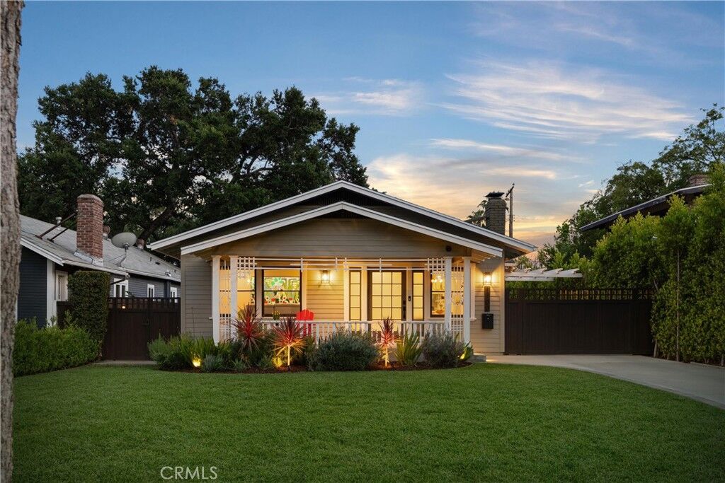 Property Photo:  1700 Rose Villa  CA 91106 