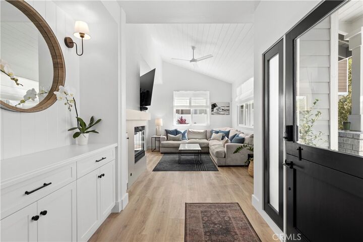 Property Photo:  132 E 23rd Street  CA 92627 