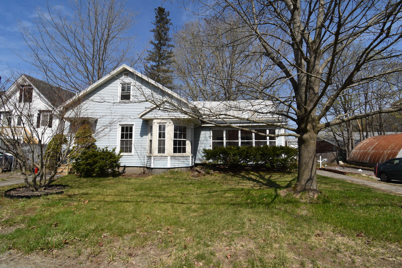 Property Photo:  65 High Street  ME 04953 