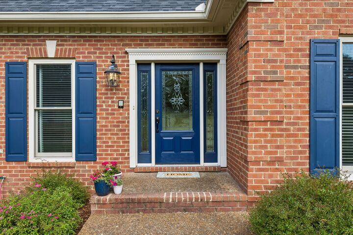 Property Photo:  2001 Cedarmont Dr  TN 37067 