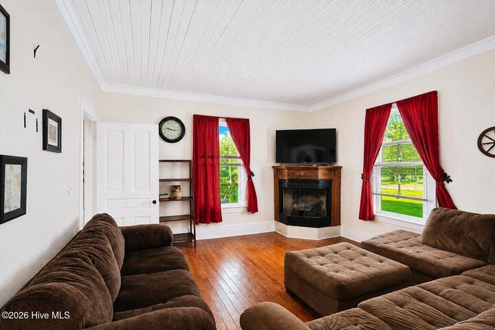 Property Photo:  112 N College Street  NC 28421 