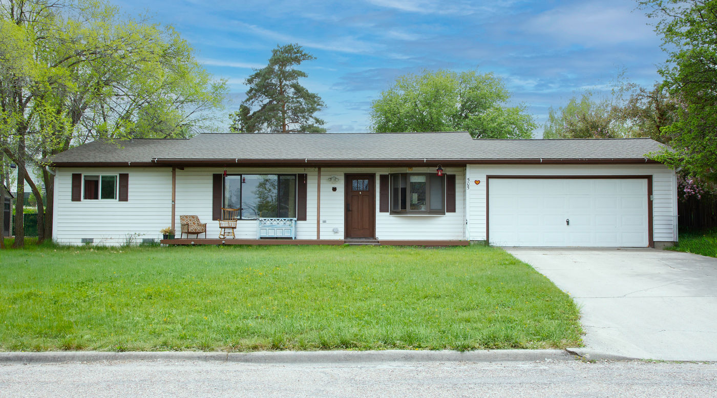 Property Photo:  505 21st Avenue W  MT 59860 