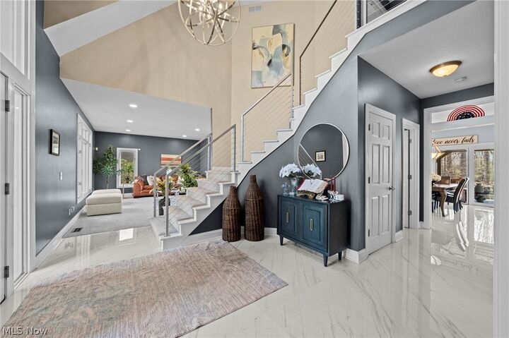 Property Photo:  6162 Chagrin Highlands Drive  OH 44139 
