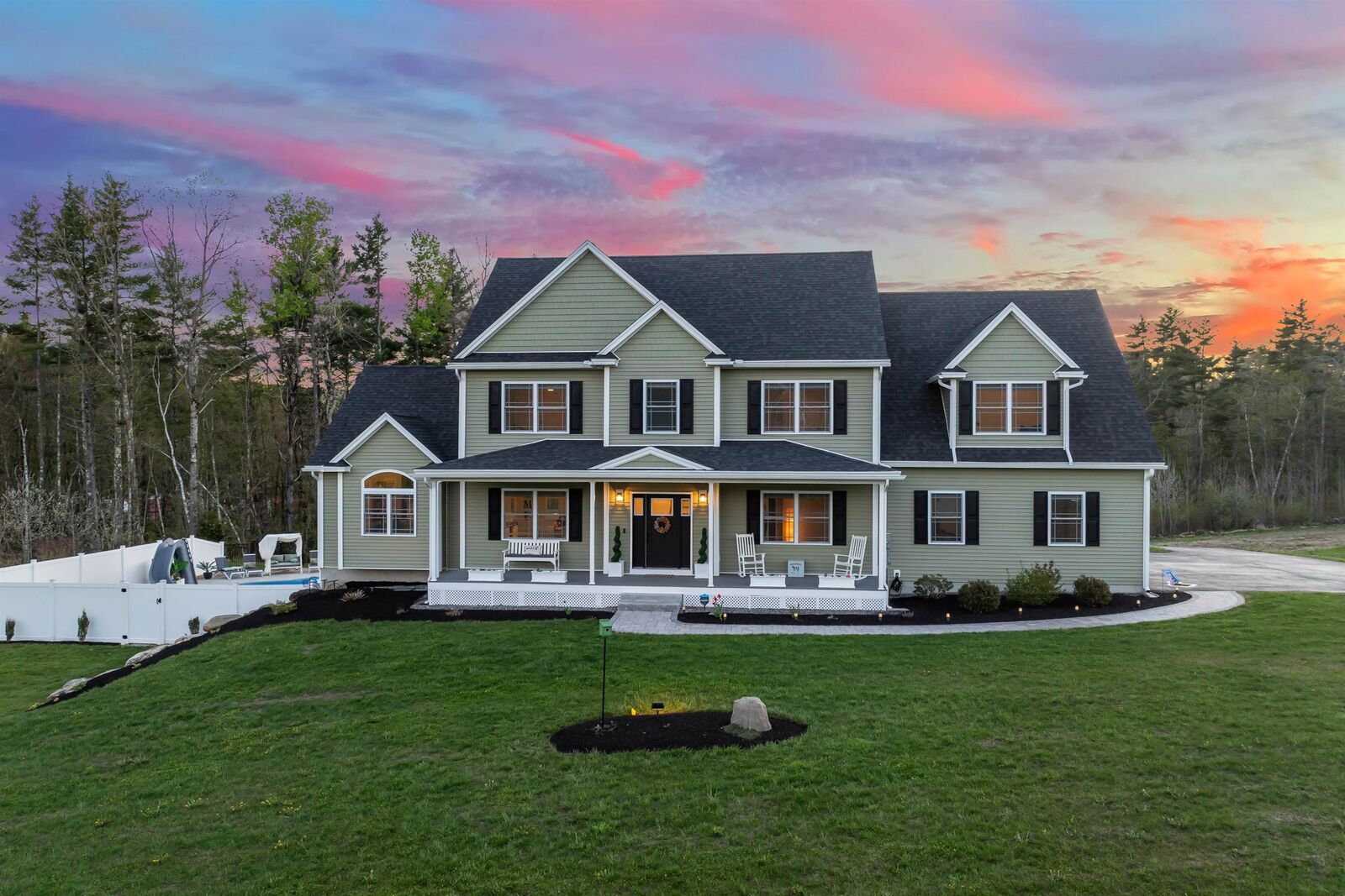 Property Photo:  31 Cortland Avenue  NH 03281 