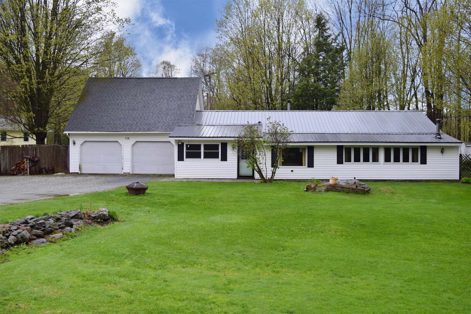 Property Photo:  115 Birchwood Drive  VT 05461 