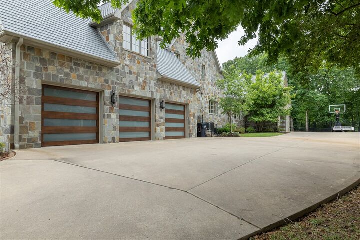 Property Photo:  4958 S Prestwick Circle  AR 72704 