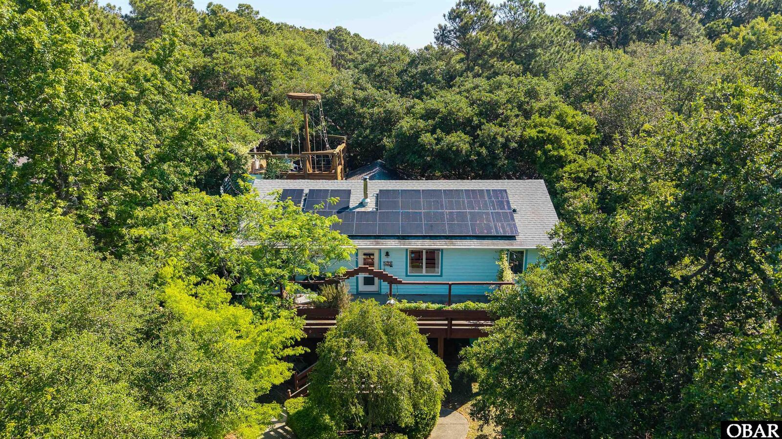 Property Photo: 133 W Windjammer Road NC 27959