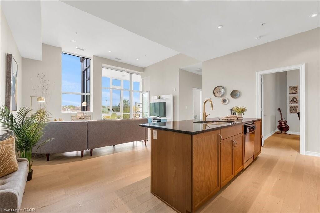 Property Photo:  50 Murray Street W 301  ON L8L 1B3 