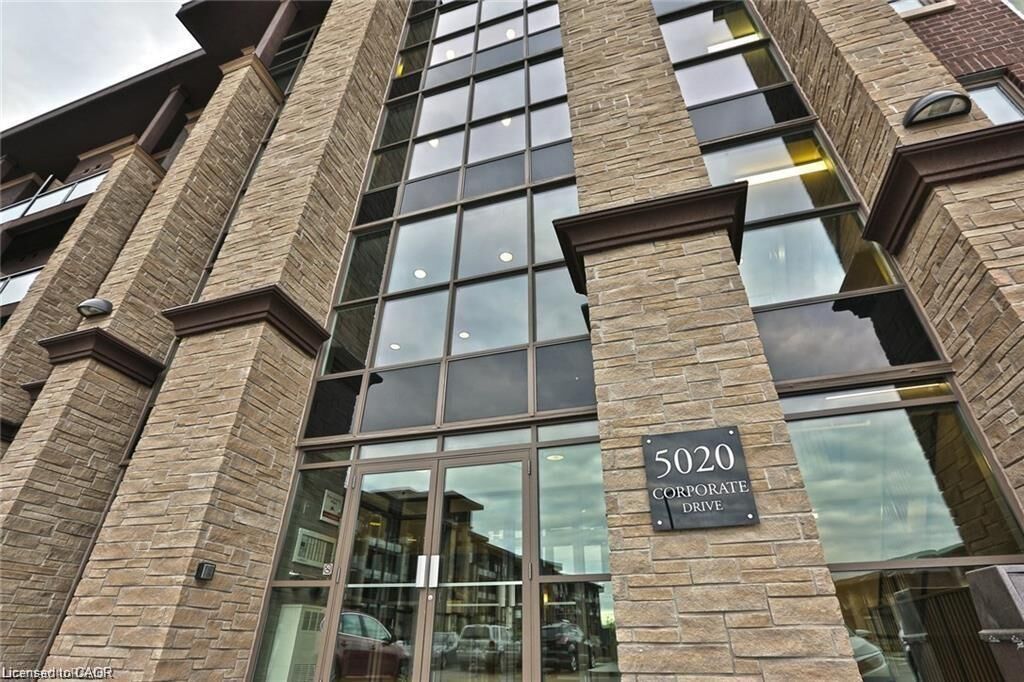 Property Photo:  5020 Corporate Drive 206  ON L7L 0H7 