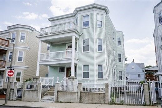 Property Photo:  81 Dakota St 3  MA 02124 