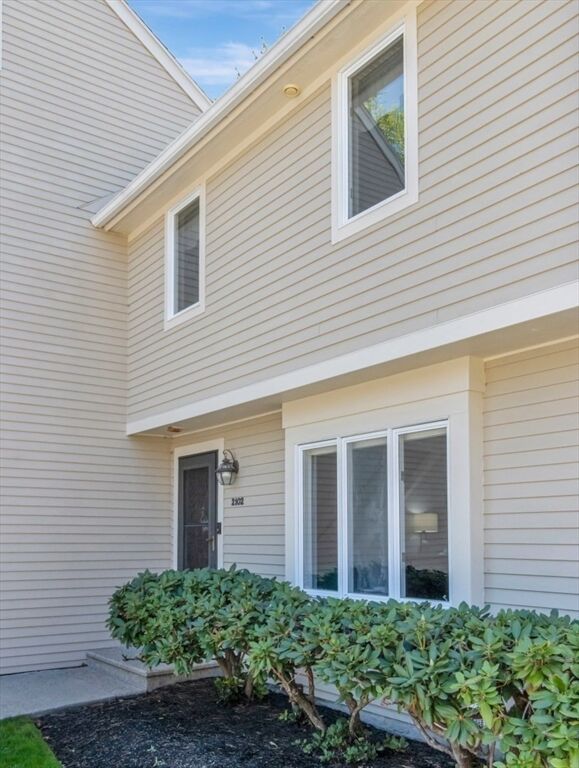 Property Photo:  2102 Lewis O Gray Dr 2102  MA 01906 