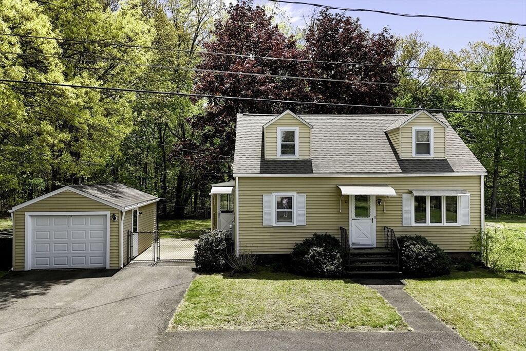 Property Photo:  62 Lincoln Avenue  MA 01075 