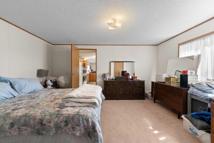 Property Photo:  4932 47 Street  AB T0B 1V0 