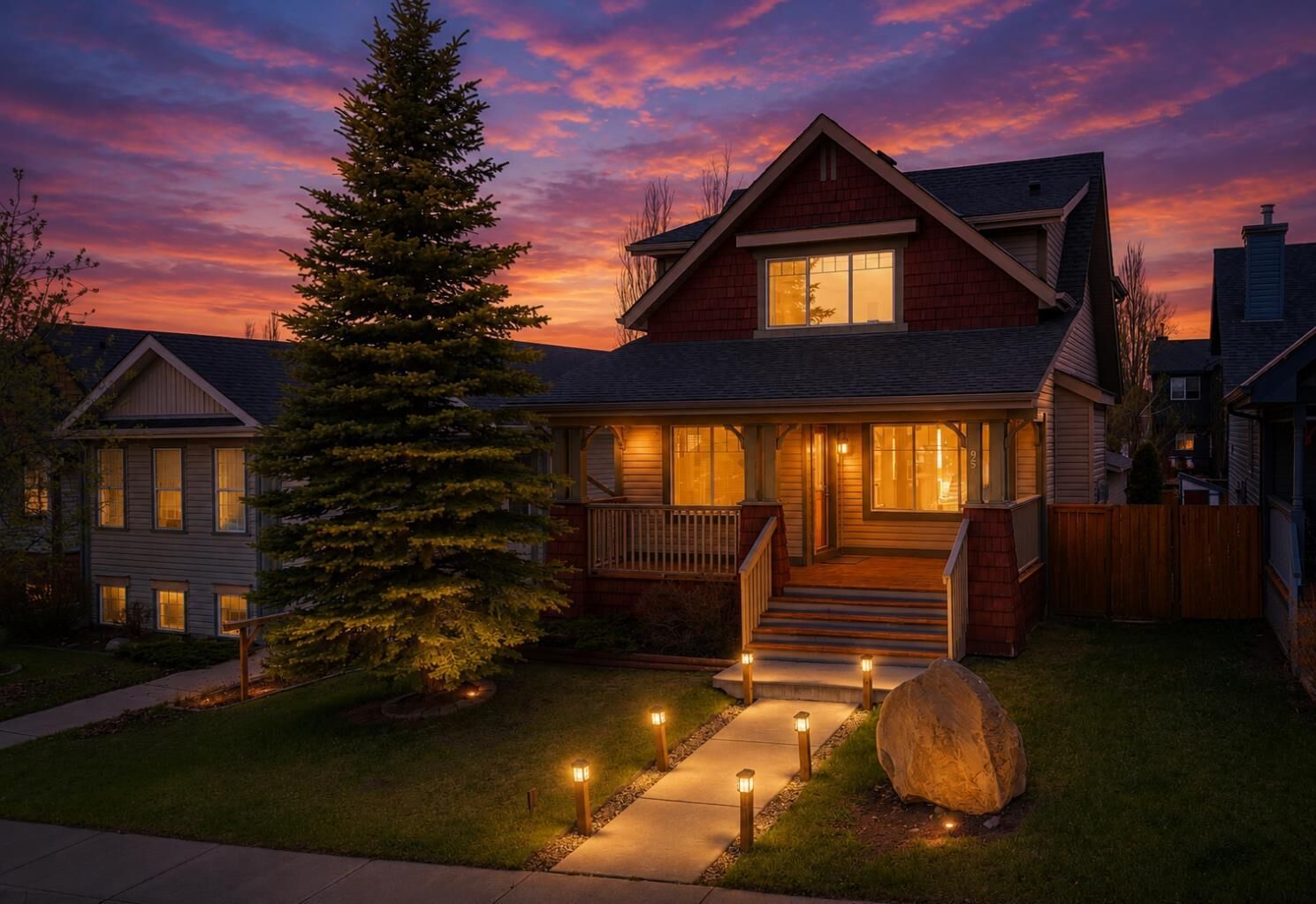 Property Photo:  95 Covepark Place NE  AB T3K 5Z9 
