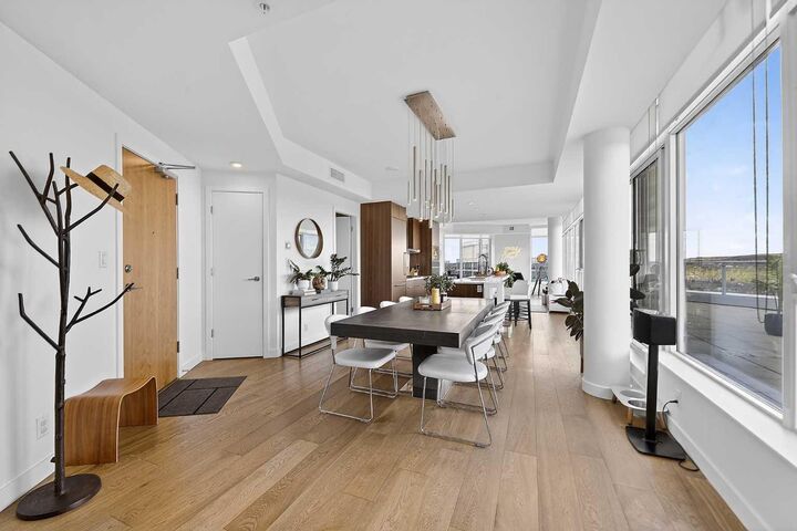 Property Photo:  108 Waterfront Court SW 1603  AB T2P 1K7 