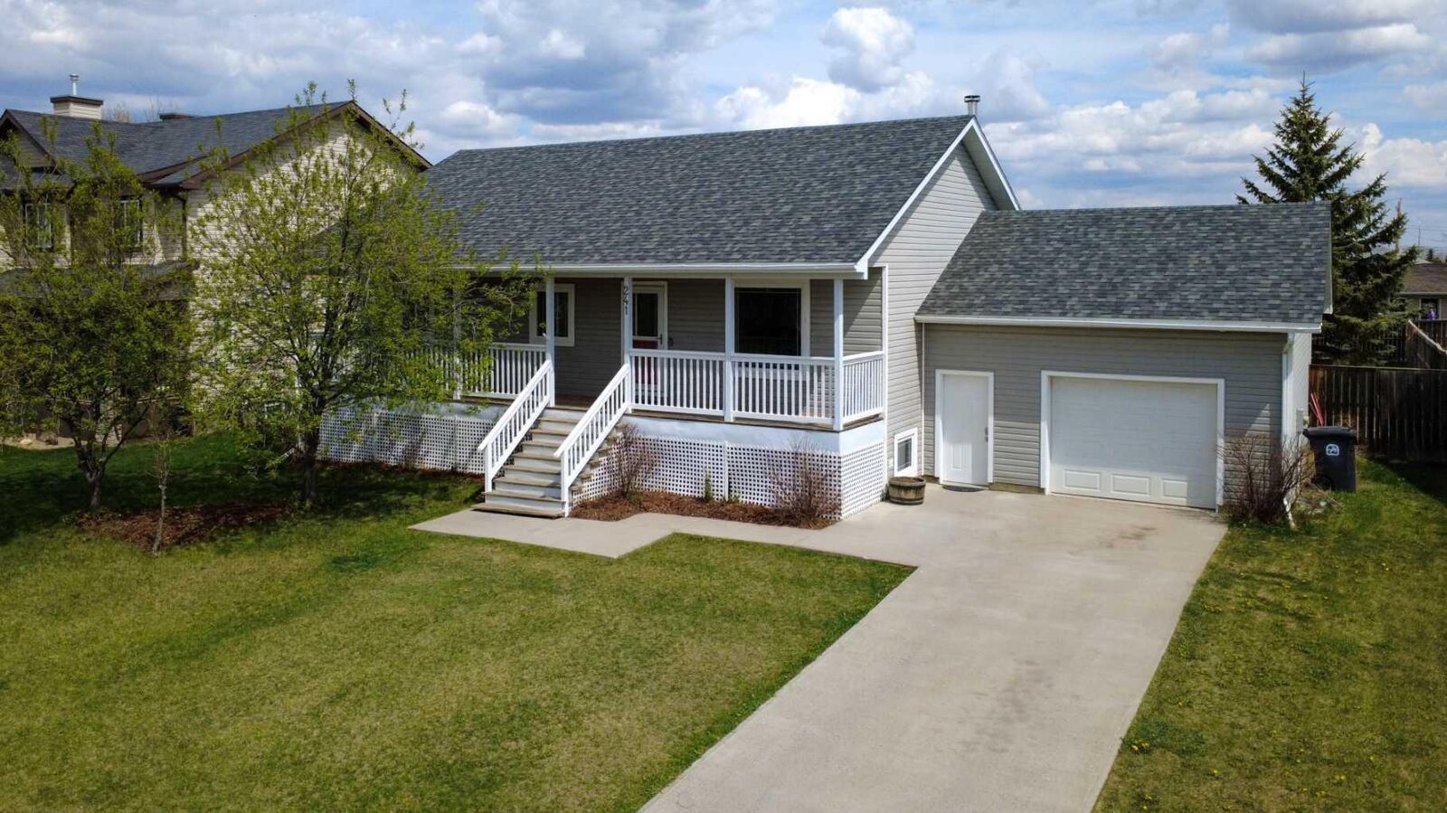 Property Photo:  241 N 250 E  AB T0K 2S0 